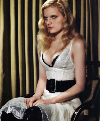 Guinevere van Seenus pic #876364
