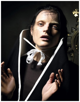 Guinevere van Seenus pic #885374