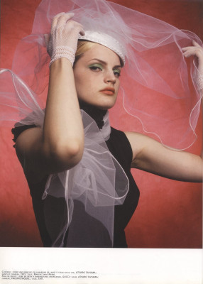 Guinevere van Sennus,2000