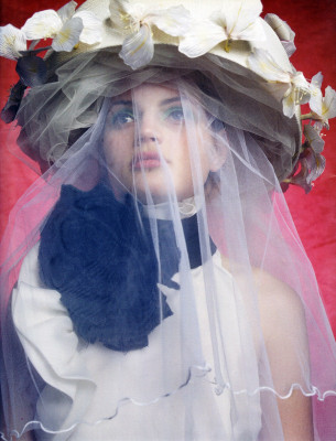 Guinevere van Seenus pic #876762