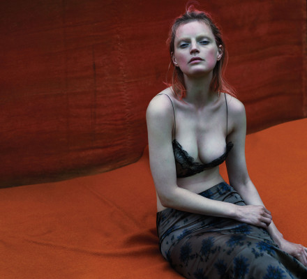 Guinevere van Seenus pic #876763