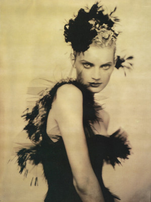 Guinevere van Seenus pic #876779