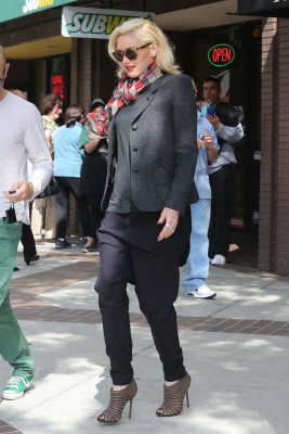 photo 6 in Gwen Stefani gallery [id613178] 2013-03-15 00:00:00