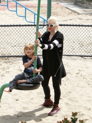 photo 12 in Gwen Stefani gallery [id509073] 2012-05-10 00:00:00