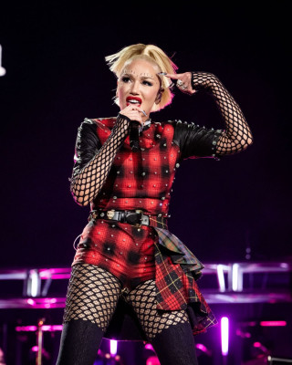 Gwen Stefani – Performing at Coachella Valley Music & Arts Festival in Indio 