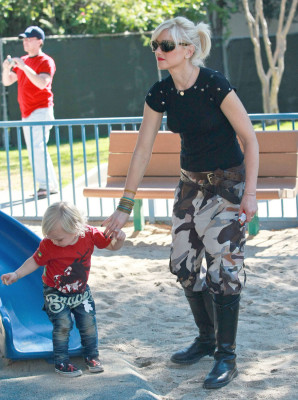 photo 27 in Gwen Stefani gallery [id320299] 2010-12-01 00:00:00