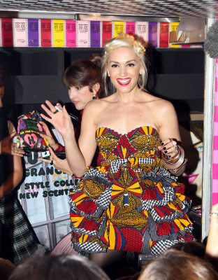 photo 12 in Gwen Stefani gallery [id295473] 2010-09-15 00:00:00