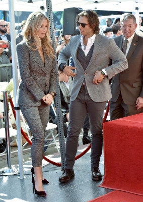 Gwyneth Paltrow - Hollywood Walk of Fame Ceremony Honoring Ryan Murphy 12/04/18