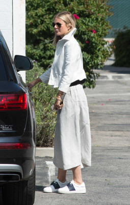 Gwyneth Paltrow Was Seen Out in Los Angeles 05/18/2017