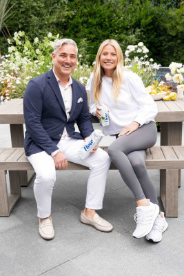 Gwyneth Paltrow - Flow Alkaline Spring Water (2019)