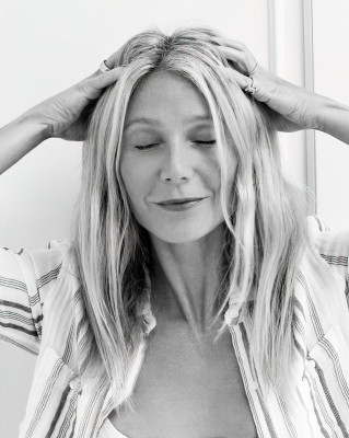 Gwyneth Paltrow - Goop Glow (September 2021)