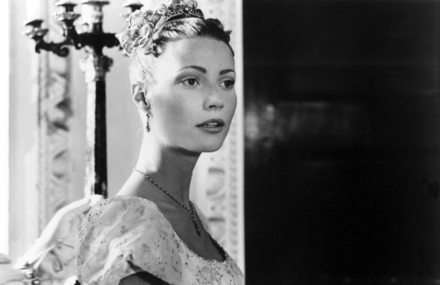 Gwyneth Paltrow - Emma (1996) - Movie Stills