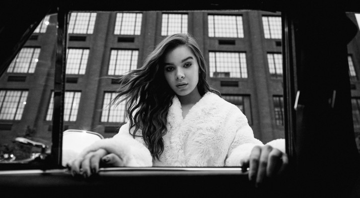 Hailee Steinfeld – Who What Wear UK Photoshoot 2018