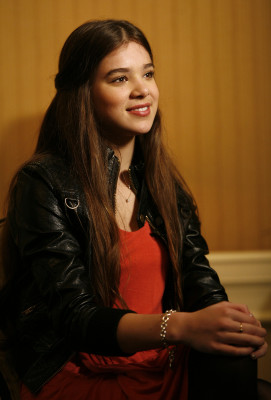 Hailee Steinfeld pic #357990