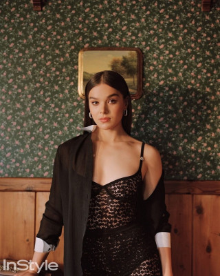 Hailee Steinfeld - InStyle Mexico (November 2021)