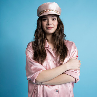 Hailee Steinfeld - The Biggest Weekend 05/27/2018