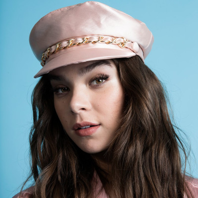 Hailee Steinfeld - The Biggest Weekend 05/27/2018