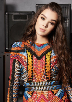 Hailee Steinfeld