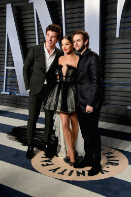 Hailee Steinfeld - 2018 Vanity Fair Oscar Party 