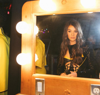 Hailee Steinfeld