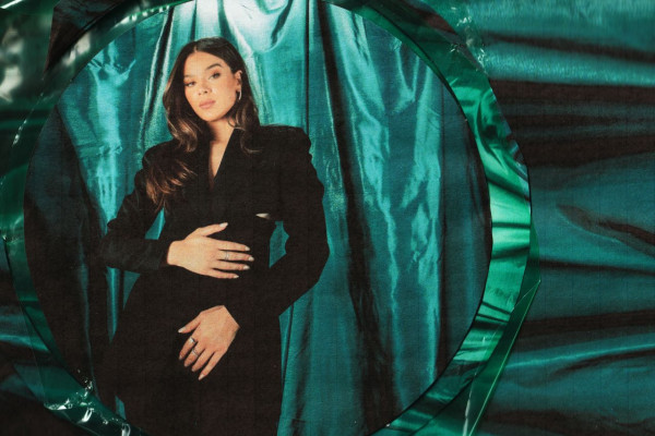 Hailee Steinfeld - LA Times (November 2021)