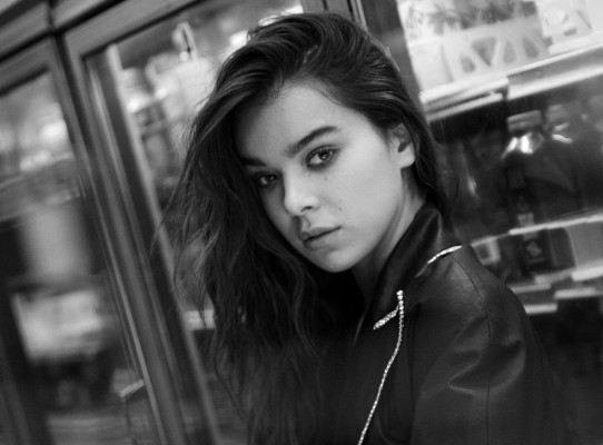 Hailee Steinfeld