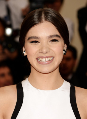 Hailee Steinfeld pic #727970