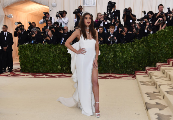 Hailee Steinfeld-Met Gala 2018