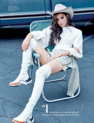 Hailee Steinfeld - Harpers Bazaar Singapore November 2018