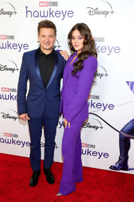 Hailee Steinfeld-&quot;Hawkeye&quot; New York Special Fan Screening