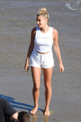 photo 11 in Hailey Baldwin gallery [id1201971] 2019-07-28 00:00:00