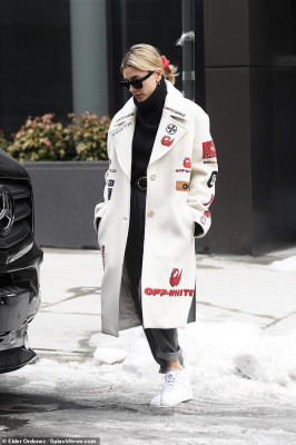 Hailey Baldwin pic #1151160