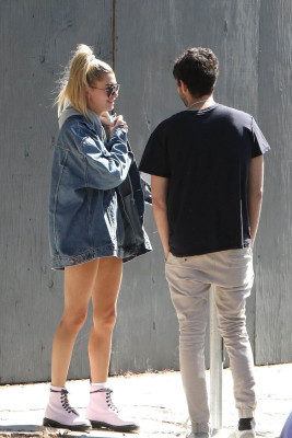 Hailey Baldwin pic #1002654
