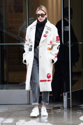 Hailey Baldwin pic #1151161