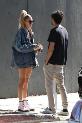 Hailey Baldwin pic #1002646
