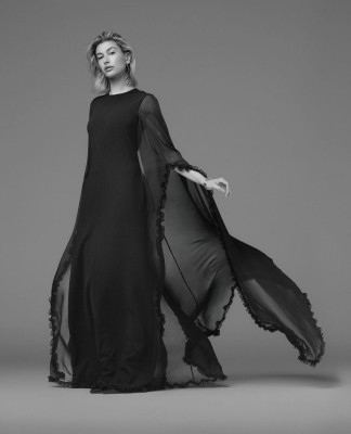 Hailey Baldwin – L’Officiel Paris 2018 Photos