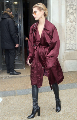 Hailey Baldwin Leaving Elie Saab Show in Paris