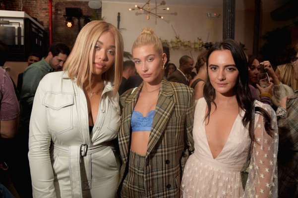 Hailey Baldwin pic #993532