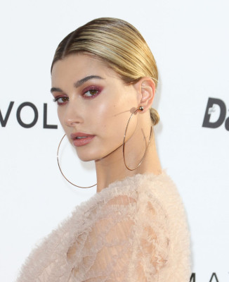 Hailey Baldwin on Red Carpet at Daily Front Row’s Fashion Los Angeles Awards 