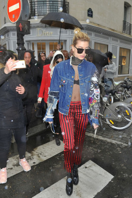 Hailey Baldwin Style – Out in Paris, France 