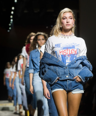 Hailey Baldwin pic #997738