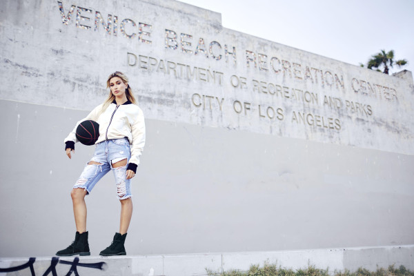 Hailey Baldwin pic #913875