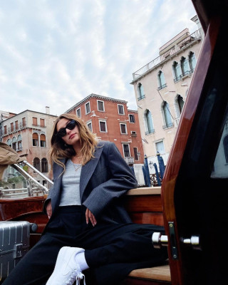 Hailey Baldwin 