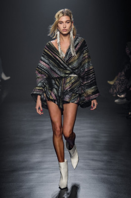 Hailey Baldwin pic #1041188