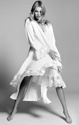 Hailey Clauson pic #820563