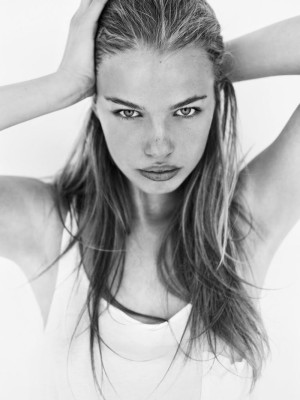 photo 6 in Hailey Clauson gallery [id351341] 2011-02-01 00:00:00