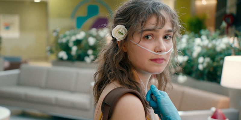 Haley Lu Richardson pic #1222588