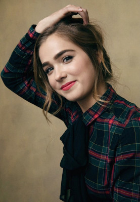 Haley Lu Richardson pic #1221979