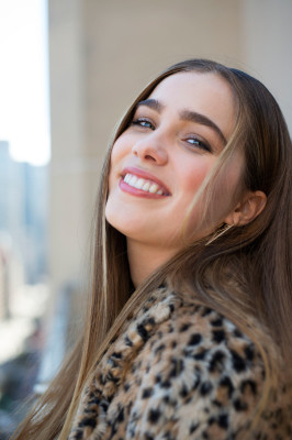 Haley Lu Richardson pic #1221926