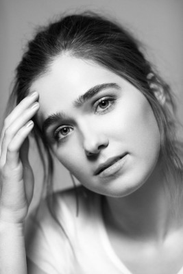 Haley Lu Richardson pic #1221894